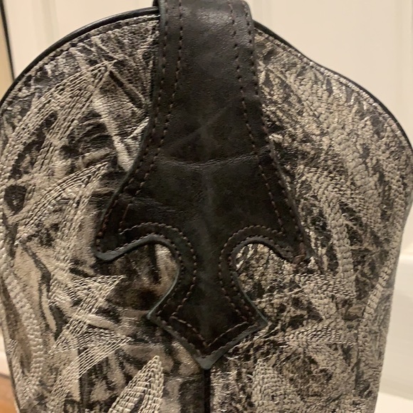 Cody James Leather Boots - Picture 9 of 16